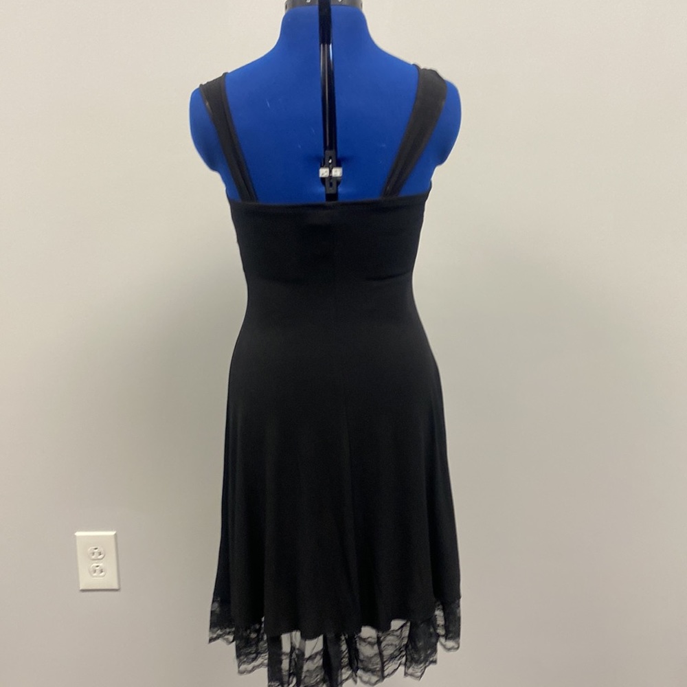 LBD - Picture 3 of 5